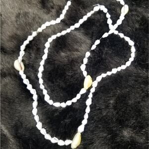 Vintage Cowrie Shell Necklace Lei Seashells Natural Hawaiian Boho Hippie